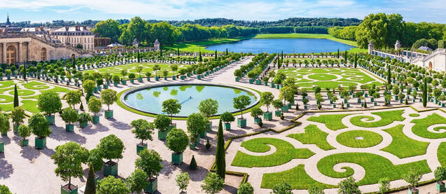 Versailles Grounds